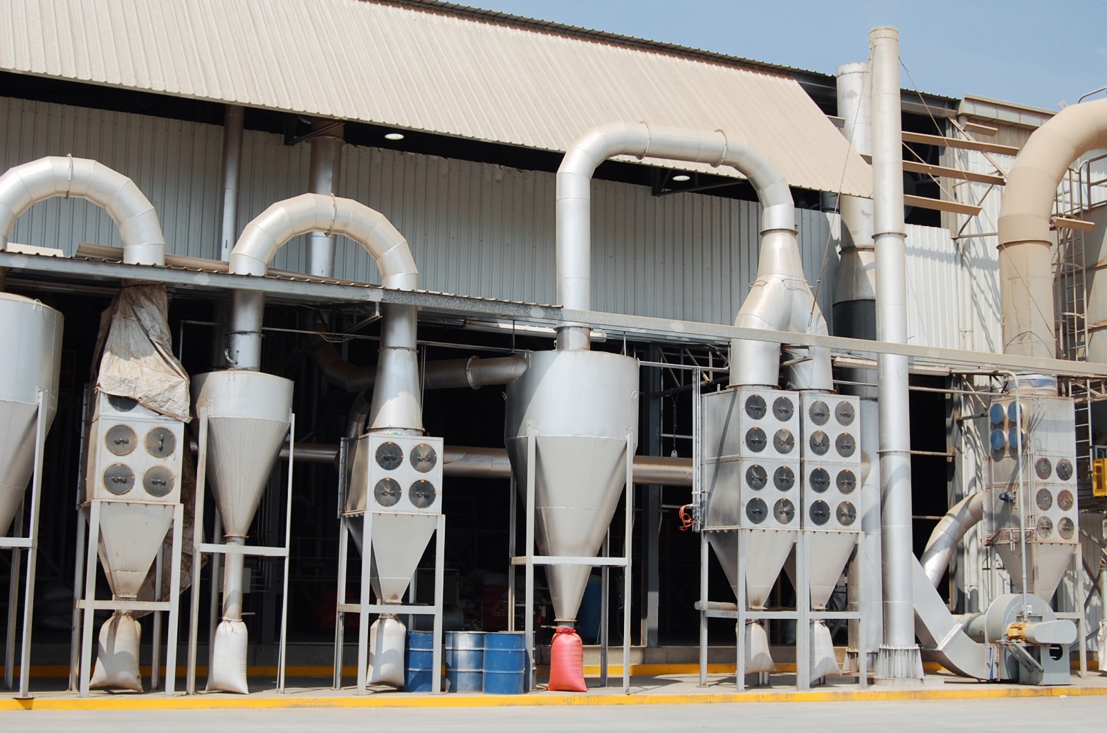 Becamo - Producción